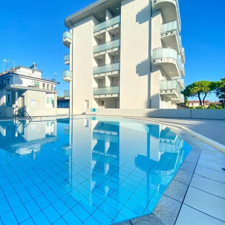 Lägenhet With Pool *